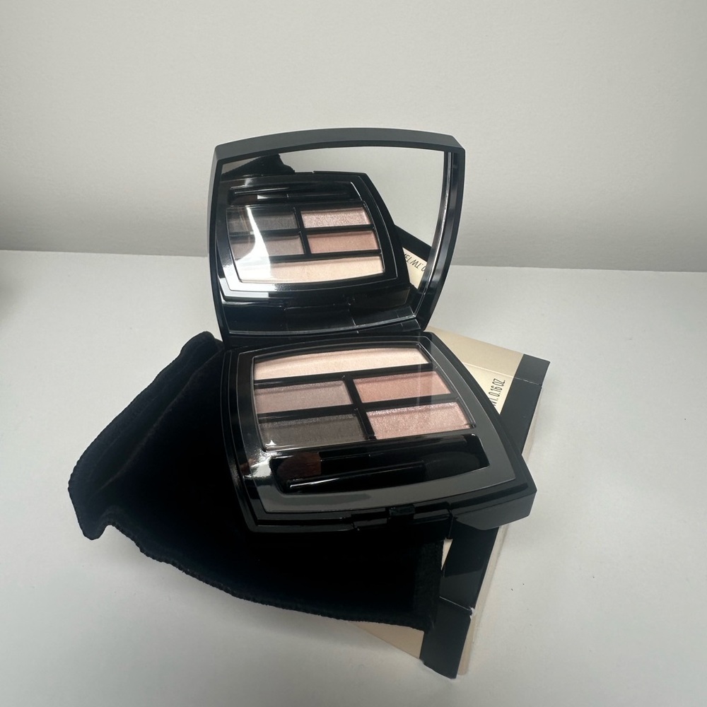 CHANEL Les Beiges Natural Eyeshadow Palette